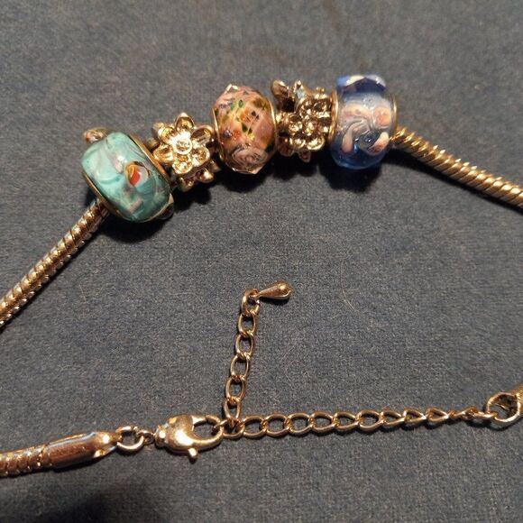 Bracelet with glass beads - Picture 1 of 6